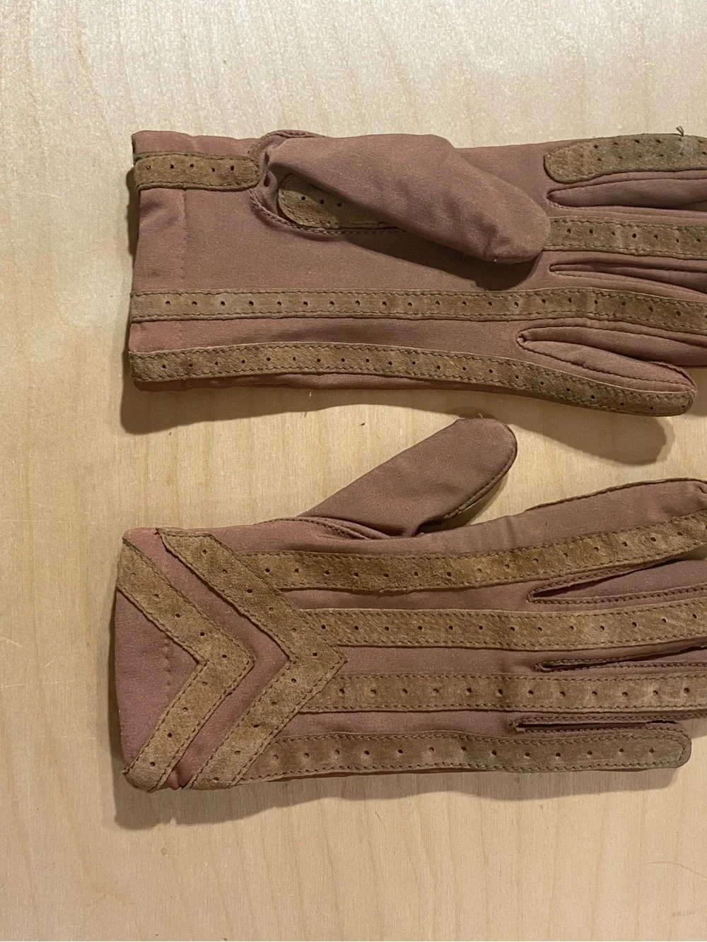 Aris stylish taupe